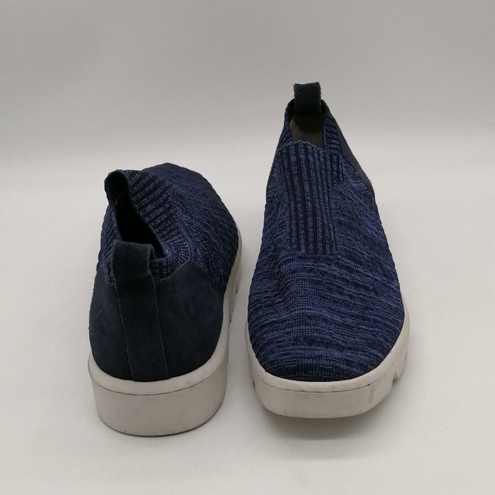 Bernardo Navy Blue Slip-On Sneakers fabric upper
soft stretch comfortable knit - Picture 5 of 12